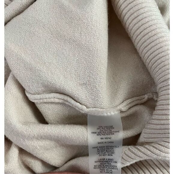 Sioni Milano Tan Layered Ruffle Lightweight Sweater Size XL - Picture 4 of 4